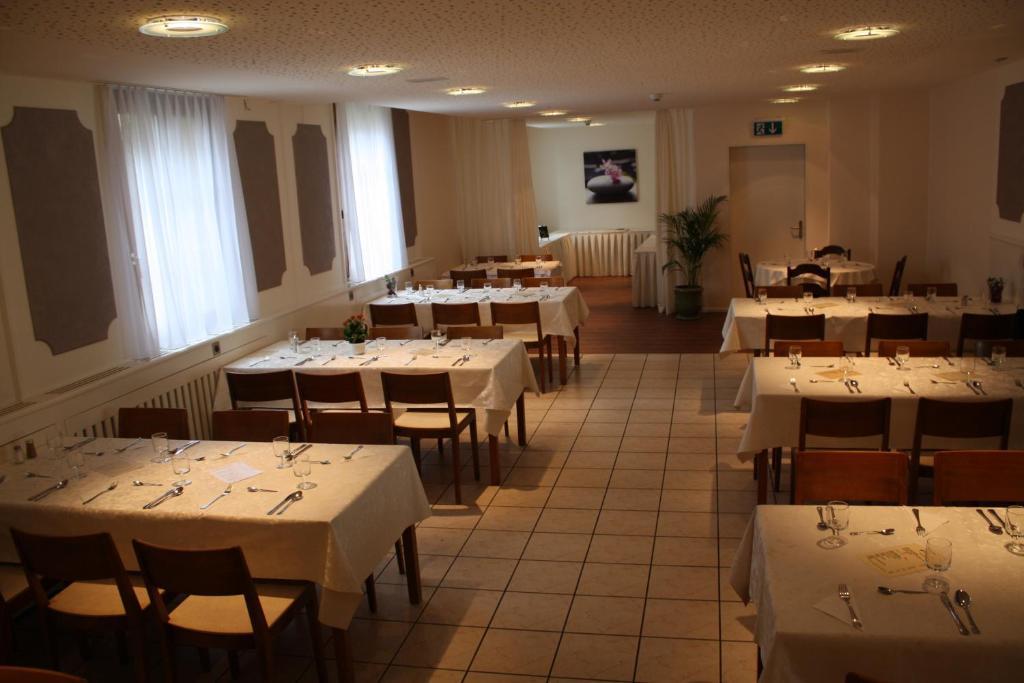 Hotel Engel Эмметтен Экстерьер фото